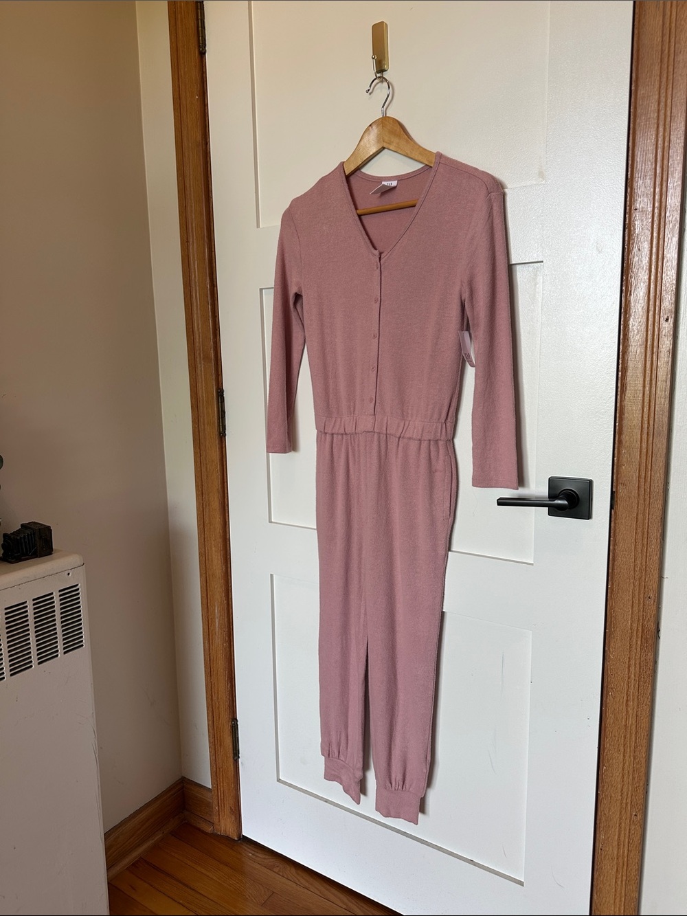 NWT GAP Long Sleeve V-Neck Knit Jumpsuit - Rose
